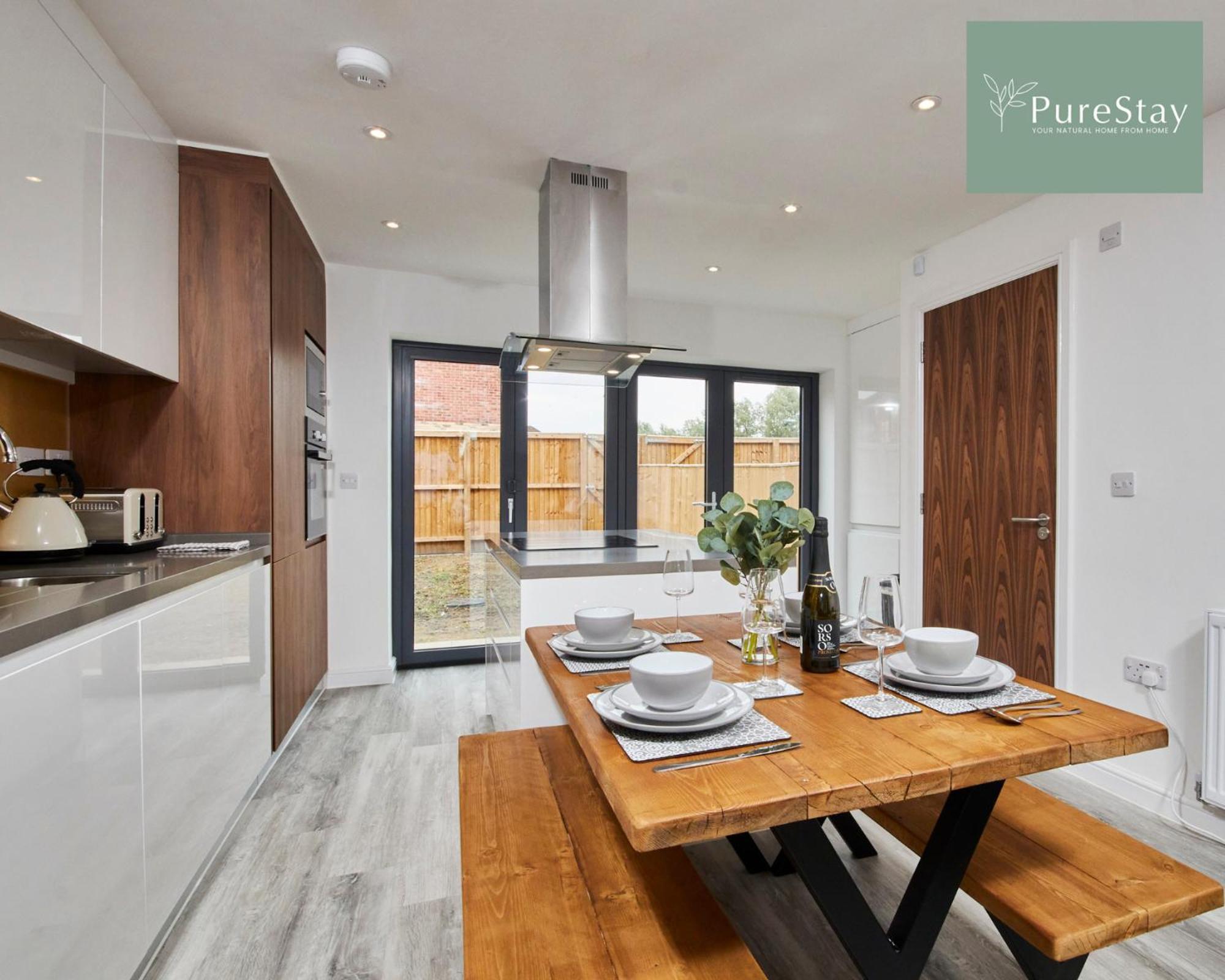 Stunning 5 Bed Manchester House With Parking By Purestay Short Lets & Serviced Accommodation Exterior foto
