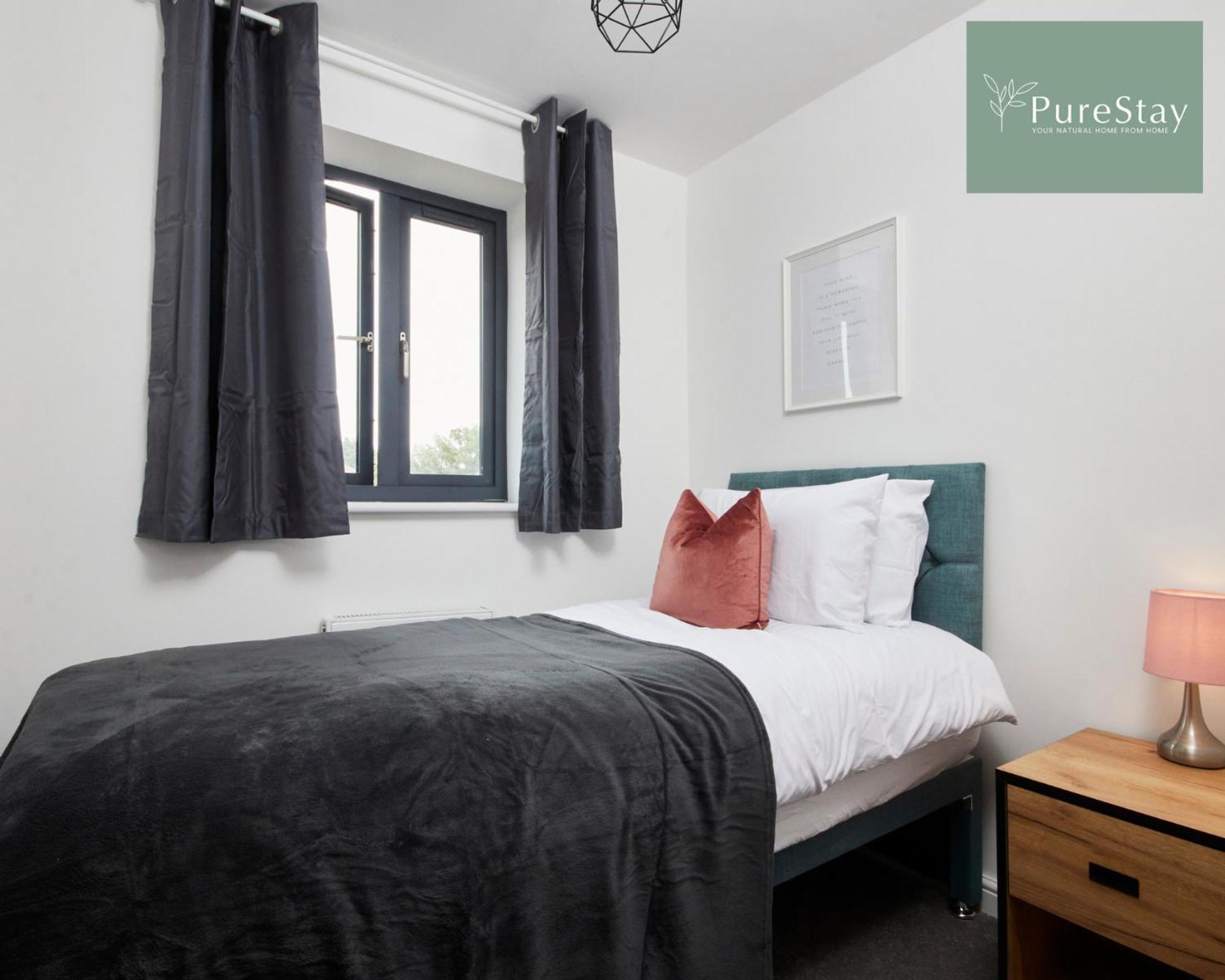 Stunning 5 Bed Manchester House With Parking By Purestay Short Lets & Serviced Accommodation Exterior foto