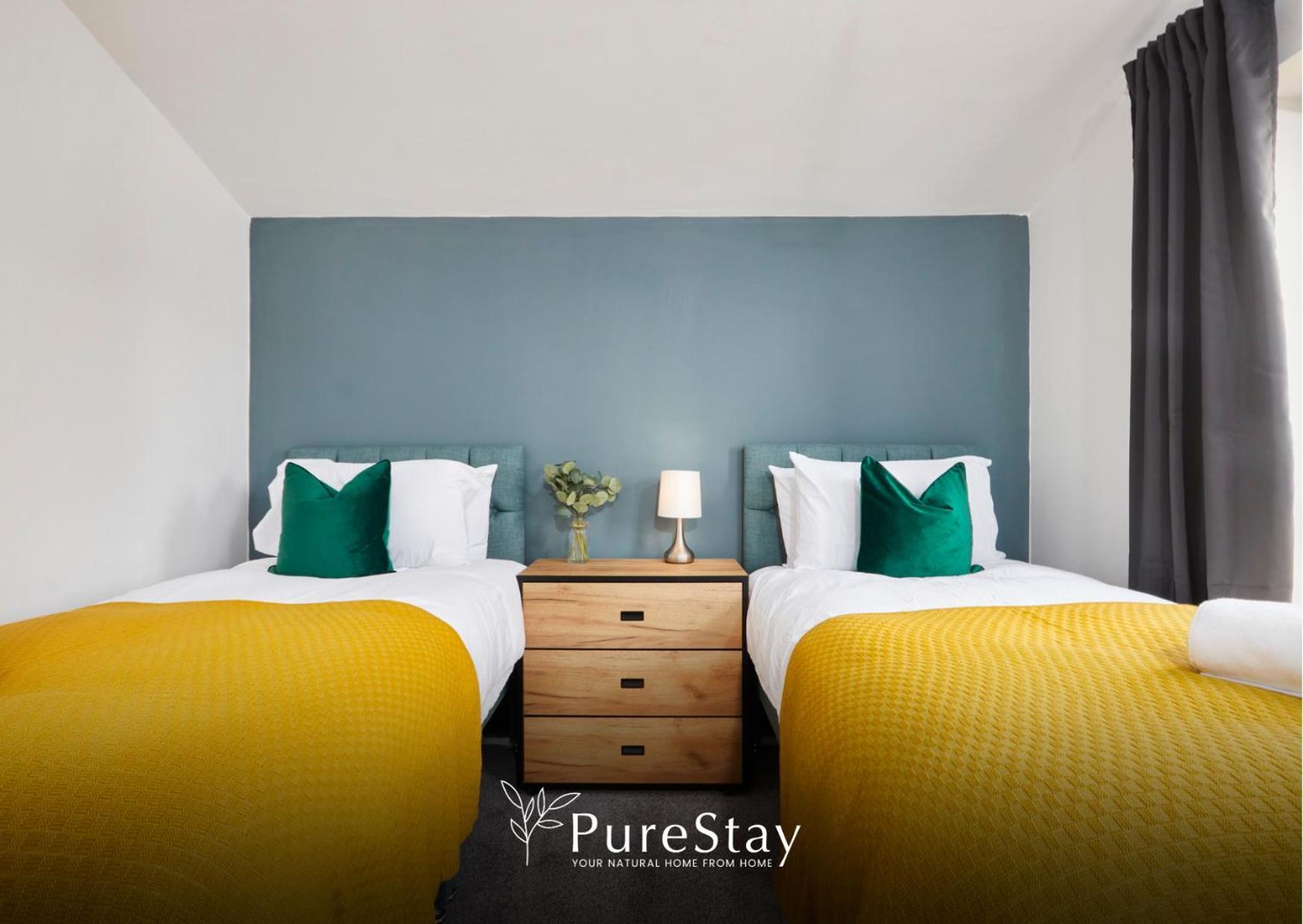 Stunning 5 Bed Manchester House With Parking By Purestay Short Lets & Serviced Accommodation Exterior foto