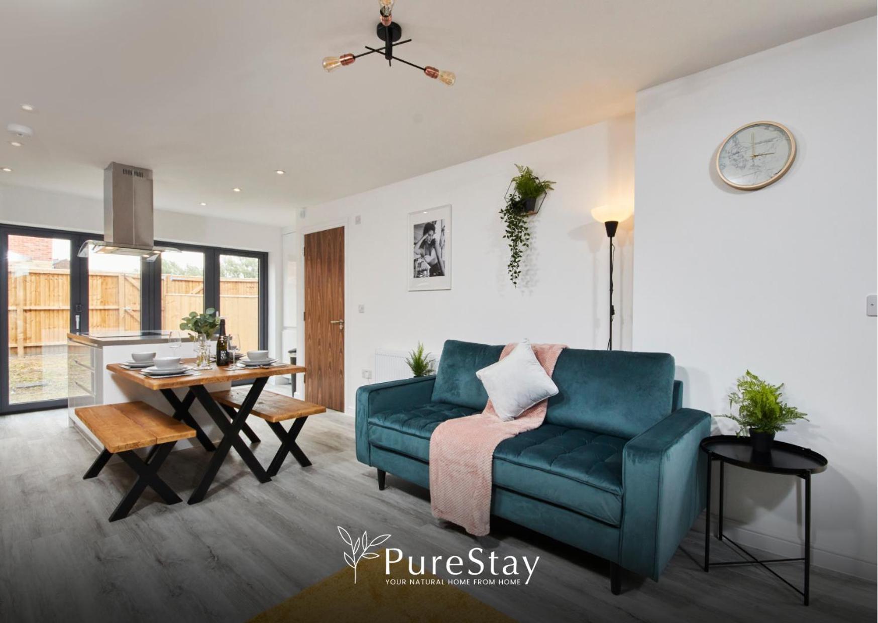 Stunning 5 Bed Manchester House With Parking By Purestay Short Lets & Serviced Accommodation Exterior foto